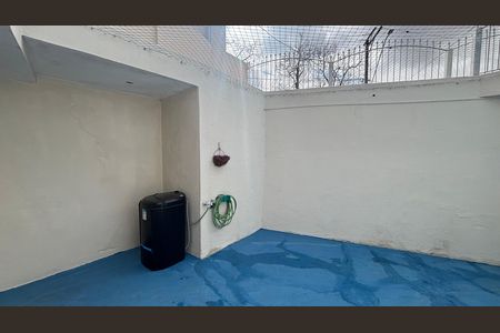 Casa à venda com 187m², 3 quartos e 2 vagas Casa à venda com 187m², 3 quartos e 2 vagasQuintal