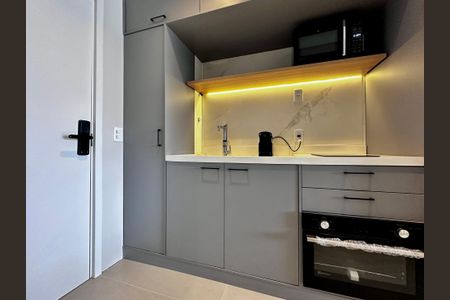 Apartamento para alugar com 32m², 0 quarto e 1 vaga Apartamento para alugar com 32m², 0 quarto e 1 vagaCozinha