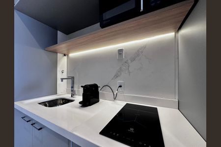 Apartamento para alugar com 32m², 0 quarto e 1 vaga Apartamento para alugar com 32m², 0 quarto e 1 vagaCozinha
