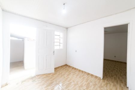 Sala de casa para alugar com 2 quartos, 70m² em Vera Cruz, Belo Horizonte