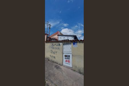 Casa para alugar com 70m², 2 quartos e sem vagaPlaca instalada