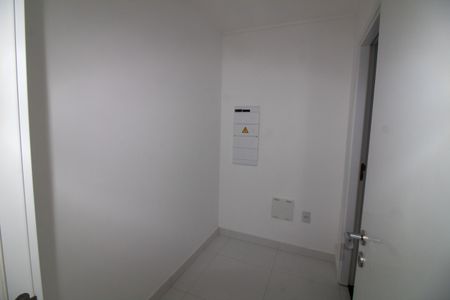 Apartamento à venda com 134m², 3 quartos e 2 vagas Apartamento à venda com 134m², 3 quartos e 2 vagasQuarto de Serviço