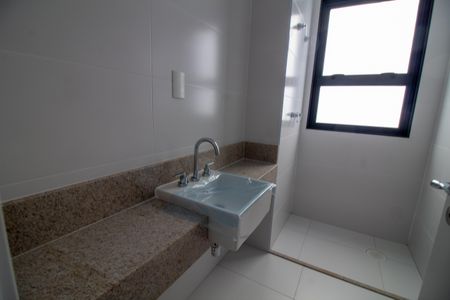 Apartamento à venda com 134m², 3 quartos e 2 vagas Apartamento à venda com 134m², 3 quartos e 2 vagasBanheiro da Suíte 3