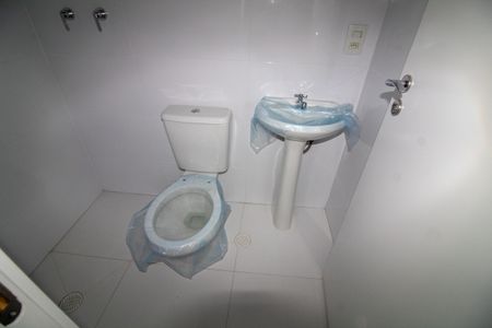 Apartamento à venda com 134m², 3 quartos e 2 vagas Apartamento à venda com 134m², 3 quartos e 2 vagasBanheiro de Serviço