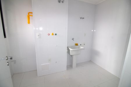 Apartamento à venda com 134m², 3 quartos e 2 vagas Apartamento à venda com 134m², 3 quartos e 2 vagasÁrea de Serviço