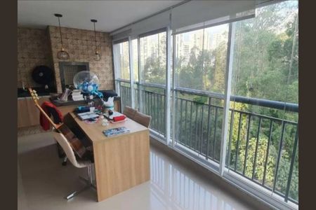 Apartamento à venda com 4 quartos, 214m² em Parque Reboucas, São Paulo