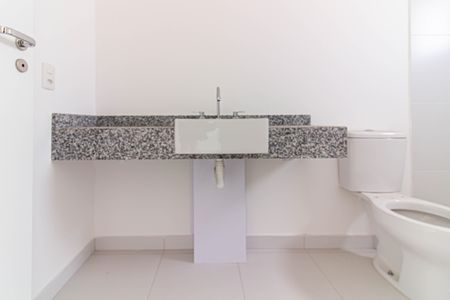 Apartamento à venda com 132m², 3 quartos e 2 vagasBanheiro da Suíte 3