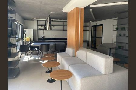 Apartamento à venda com 2 quartos, 46m² em Vila Suzana, São Paulo