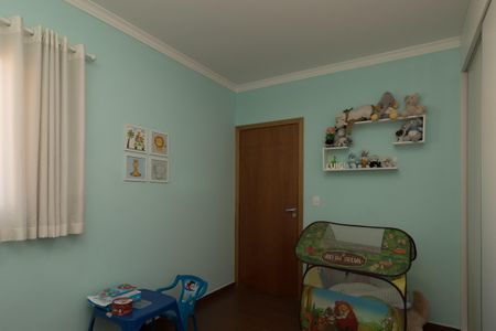 Casa à venda com 164m², 3 quartos e 4 vagas Casa à venda com 164m², 3 quartos e 4 vagasQuarto 2