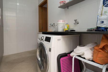 Casa à venda com 164m², 3 quartos e 4 vagas Casa à venda com 164m², 3 quartos e 4 vagasÁrea de Serviço