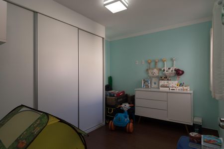 Casa à venda com 164m², 3 quartos e 4 vagas Casa à venda com 164m², 3 quartos e 4 vagasQuarto 2