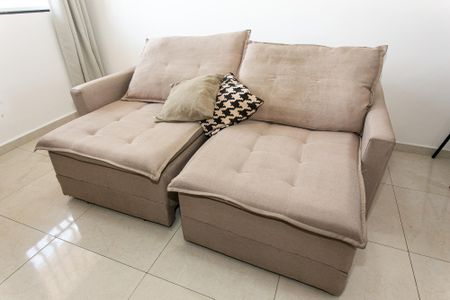 Apartamento para alugar com 55m², 2 quartos e 1 vaga Apartamento para alugar com 55m², 2 quartos e 1 vagaSala - Sofá