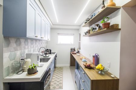 Apartamento à venda com 107m², 3 quartos e 2 vagas Apartamento à venda com 107m², 3 quartos e 2 vagasCozinha