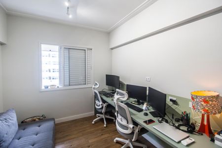 Apartamento à venda com 107m², 3 quartos e 2 vagas Apartamento à venda com 107m², 3 quartos e 2 vagasEscritório