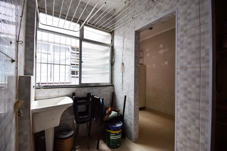 Apartamento para alugar com 70m², 2 quartos e 1 vagaÁrea de Serviço