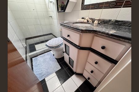 Apartamento à venda com 73m², 2 quartos e 1 vagaBanheiro