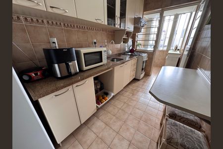 Apartamento à venda com 73m², 2 quartos e 1 vagaCozinha