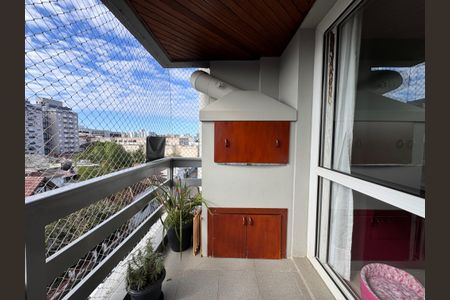 Apartamento à venda com 73m², 2 quartos e 1 vagaVaranda