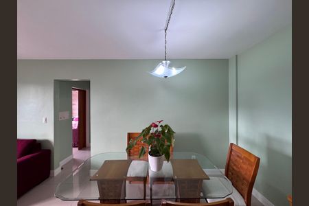 Apartamento à venda com 73m², 2 quartos e 1 vagaSala