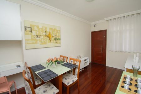 Sala de apartamento à venda com 3 quartos, 69m² em Eldorado, Contagem