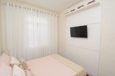 Apartamento à venda com 69m², 3 quartos e 1 vagaQuarto 2