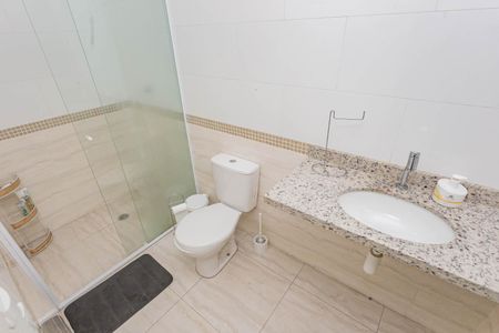 Casa à venda com 120m², 3 quartos e 2 vagasBanheiro