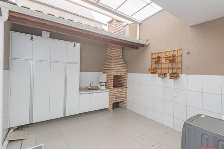 Casa à venda com 120m², 3 quartos e 2 vagasChurrasqueira