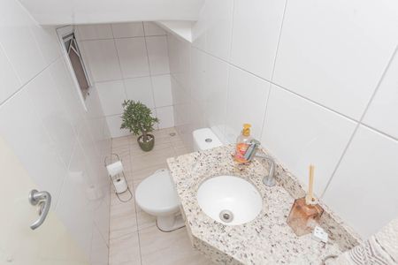 Casa à venda com 120m², 3 quartos e 2 vagasLavabo