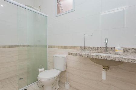 Casa à venda com 120m², 3 quartos e 2 vagasBanheiro