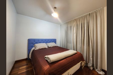 Apartamento à venda com 130m², 4 quartos e 2 vagas Apartamento à venda com 130m², 4 quartos e 2 vagasQuarto 2