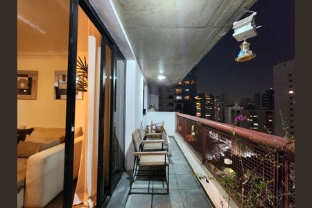Varanda de apartamento à venda com 4 quartos, 130m² em Indianópolis, São Paulo