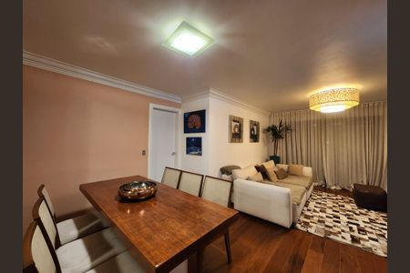 Sala de apartamento à venda com 4 quartos, 130m² em Indianópolis, São Paulo