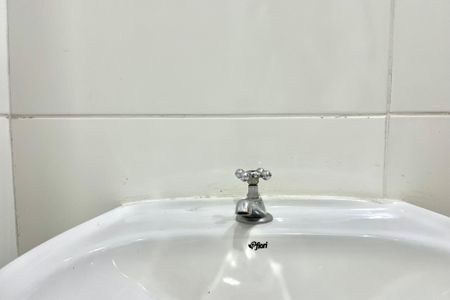 Casa para alugar com 50m², 1 quarto e sem vaga Casa para alugar com 50m², 1 quarto e sem vagaBanheiro