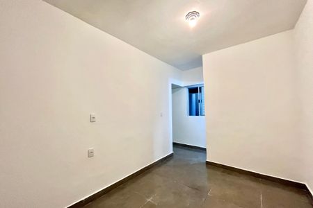 Quarto de casa para alugar com 1 quarto, 50m² em Americanópolis, São Paulo