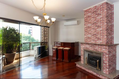 Apartamento à venda com 130m², 3 quartos e 2 vagasSala