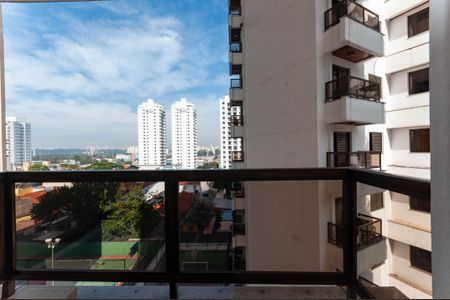 Apartamento à venda com 130m², 3 quartos e 2 vagasVaranda Suíte