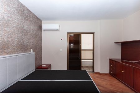 Apartamento à venda com 130m², 3 quartos e 2 vagasSuíte