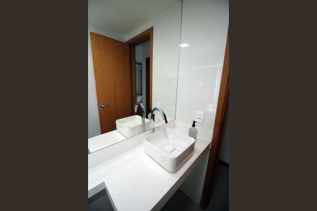 Apartamento à venda com 54m², 2 quartos e 1 vagaBanheiro Social