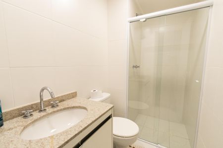 Apartamento à venda com 65m², 2 quartos e 1 vagaBanheiro Social