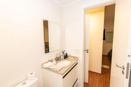Apartamento à venda com 65m², 2 quartos e 1 vagaBanheiro da suíte