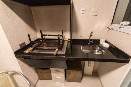 Varanda de apartamento à venda com 2 quartos, 65m² em Liberdade, São Paulo