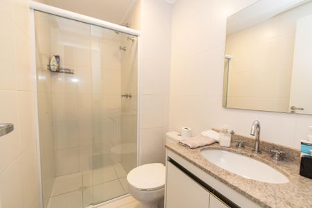 Apartamento à venda com 65m², 2 quartos e 1 vagaBanheiro da suíte