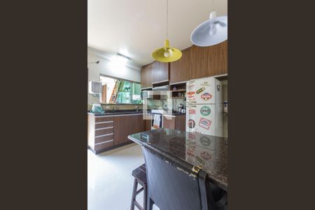 Casa à venda com 168m², 2 quartos e 3 vagas