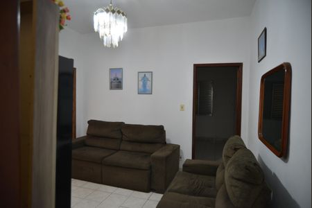 Sala de casa para alugar com 4 quartos, 165m² em Vila Eldizia, Santo André