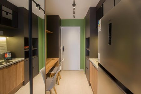 Cozinha de apartamento à venda com 1 quarto, 26m² em Jardim das Acacias, São Paulo