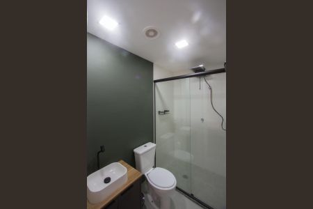 Banheiro de apartamento à venda com 1 quarto, 26m² em Jardim das Acacias, São Paulo