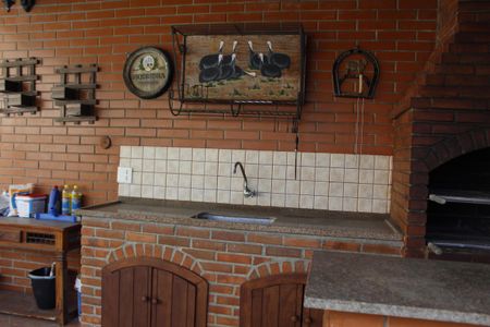 Casa de condomínio à venda com 303m², 5 quartos e 2 vagasChurrasqueira