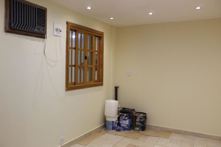 Casa de condomínio à venda com 303m², 5 quartos e 2 vagasSuíte 2