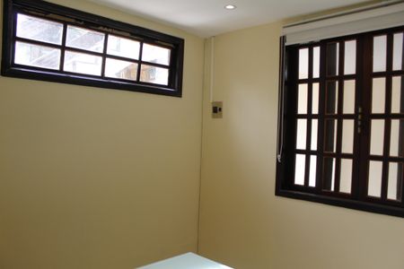 Casa de condomínio à venda com 303m², 5 quartos e 2 vagasQuarto 3