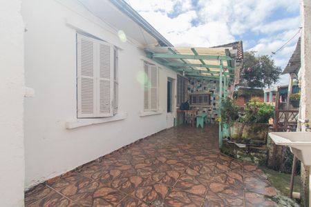 Casa à venda com 360m², 4 quartos e 3 vagas Casa à venda com 360m², 4 quartos e 3 vagasQuintal
